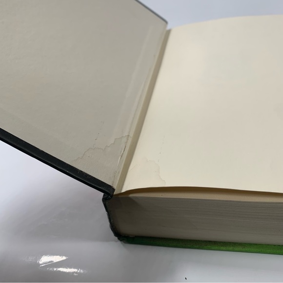 Harry Potter and the Deatjly Hallows by Bloomsbury- Hardbound - Picture 5 of 7